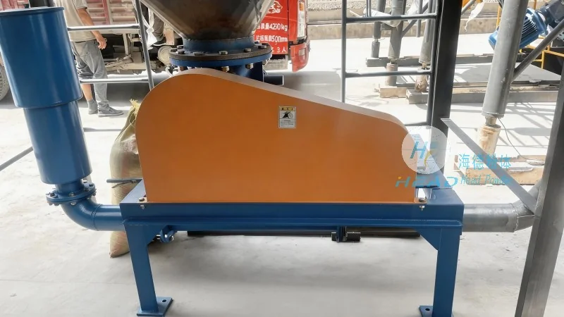 Pneumatic conveying solution for silicon carbide particles